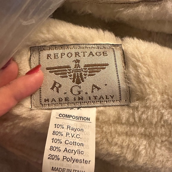 New. Ladies real sheep jacket. I believe not the entire jacket is sheep. - Picture 7 of 9